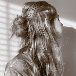 Meet your Posher, Mia